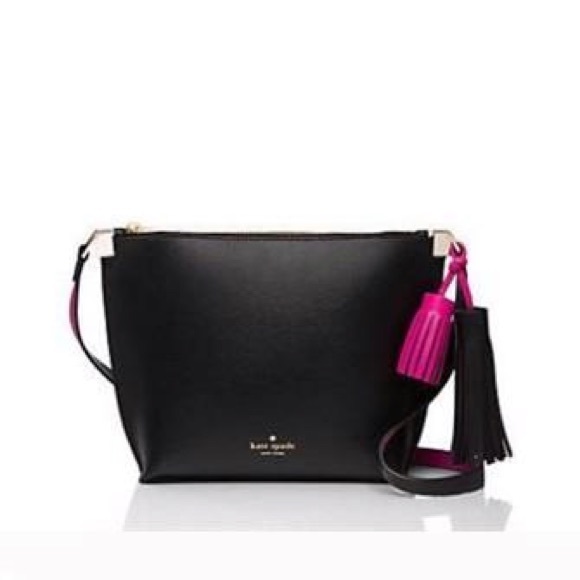 kate spade Handbags - NWOT Kate Spade Cross Body Purse